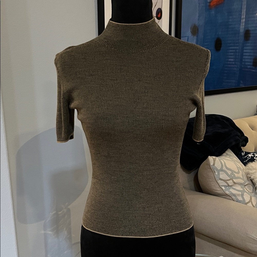 Theory Tan/Black Knit Mock Neck Short Sleeve Top